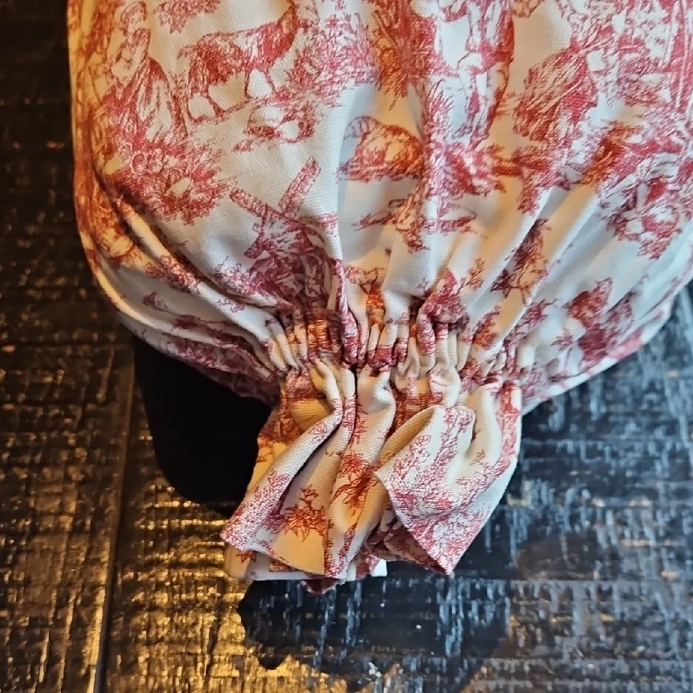 Vintage Elegant Red Cream Toile De Jouy 18 Inches Hanging Plastic Bag Holder